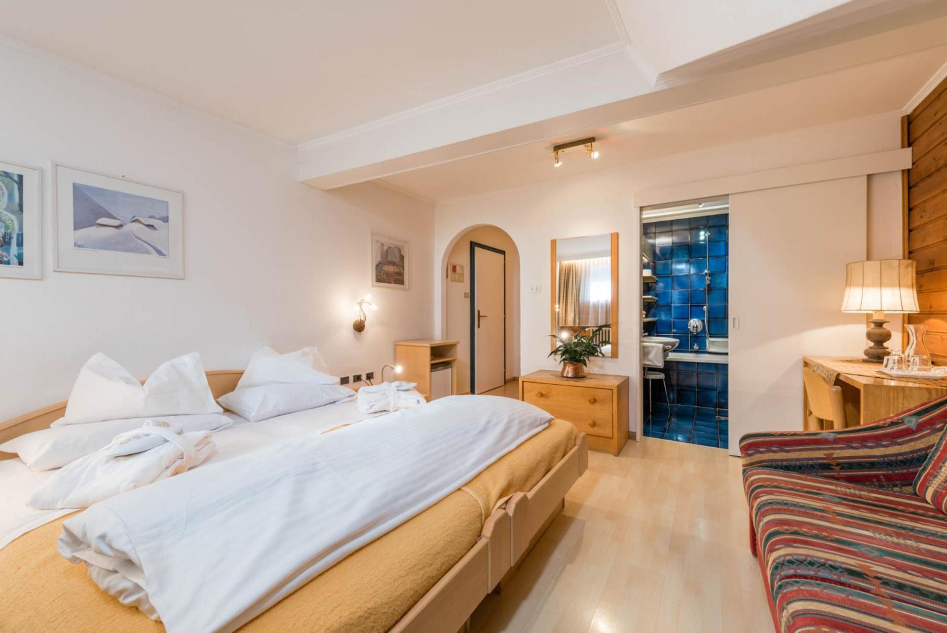 Hotel Cavallino Bianco - Weisses Roessl 산칸디도 외부 사진